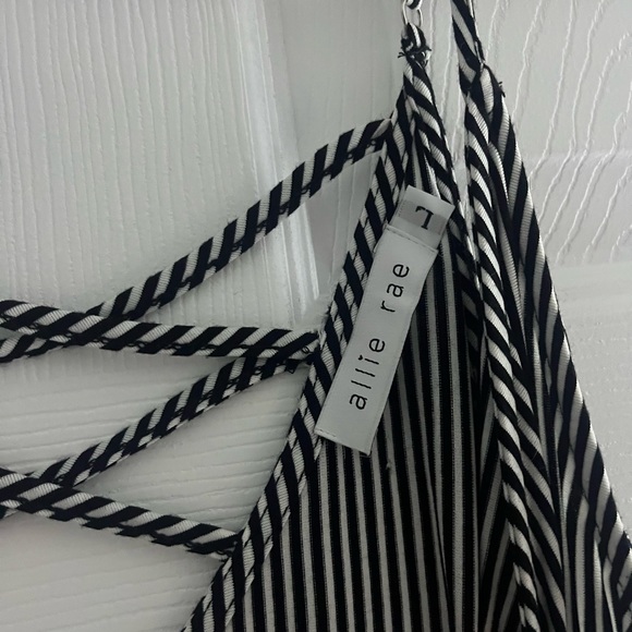 Jumpsuit - Picture 4 of 4